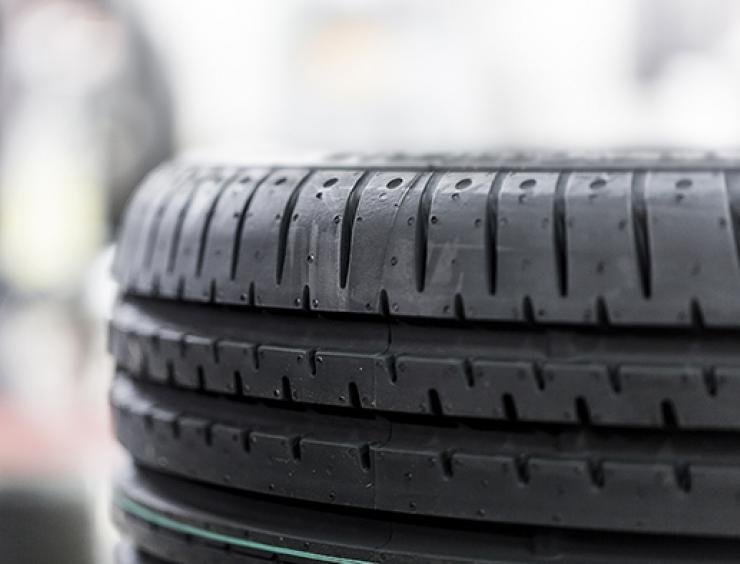 celoroční pneumatiky